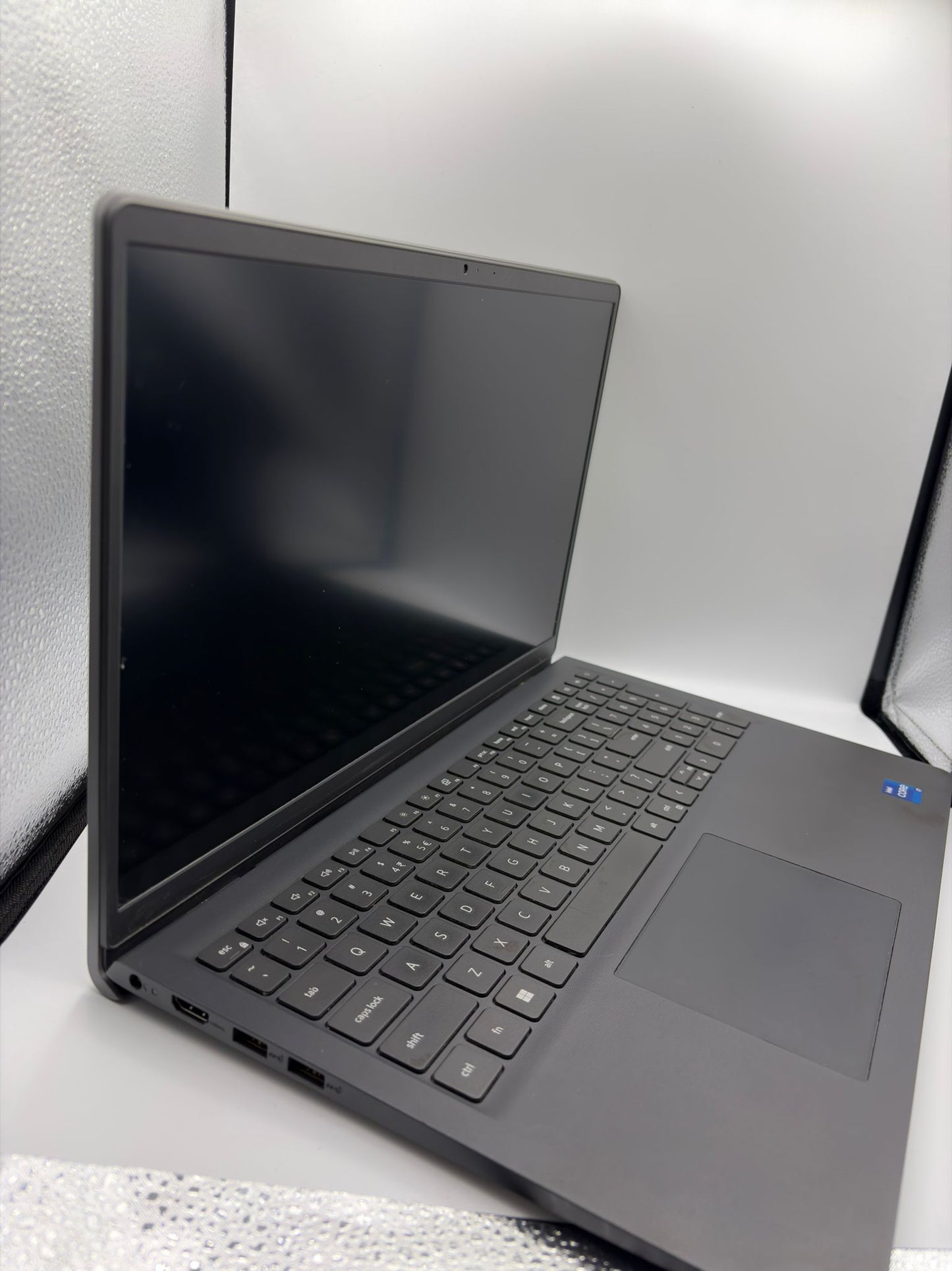 Dell Vostro 15 i7 11th Gen Laptop | 8GB RAM 512GB SSD | Refurbished Gold Coast Australia